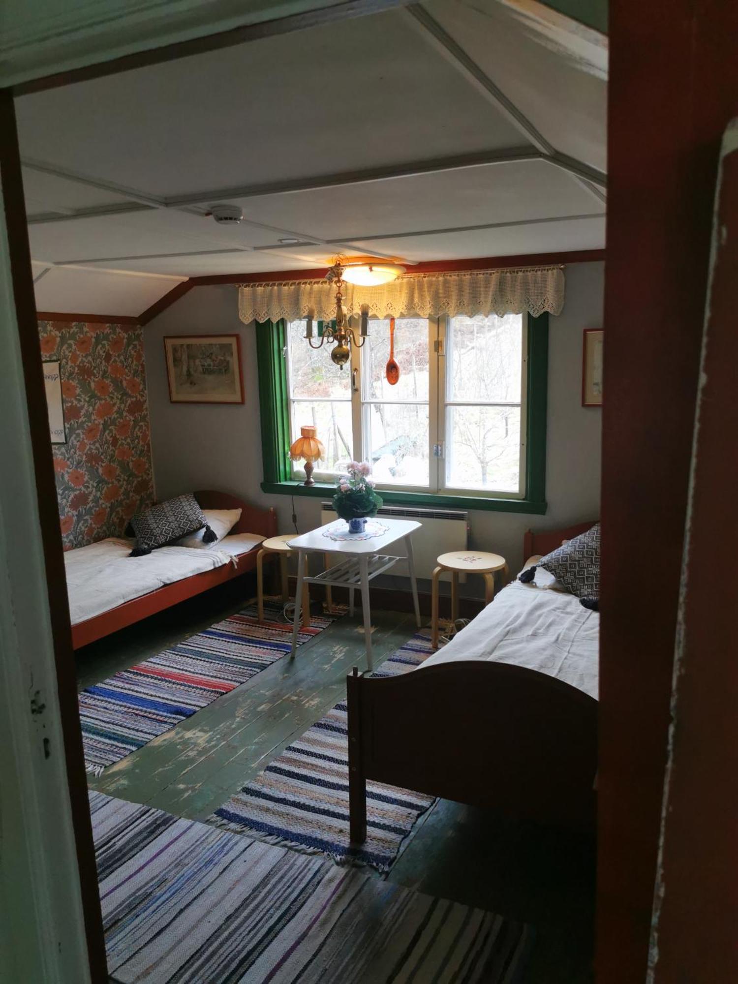 Bjoersjoeas Vildmark - Room In The Main House Olofstorp Екстер'єр фото